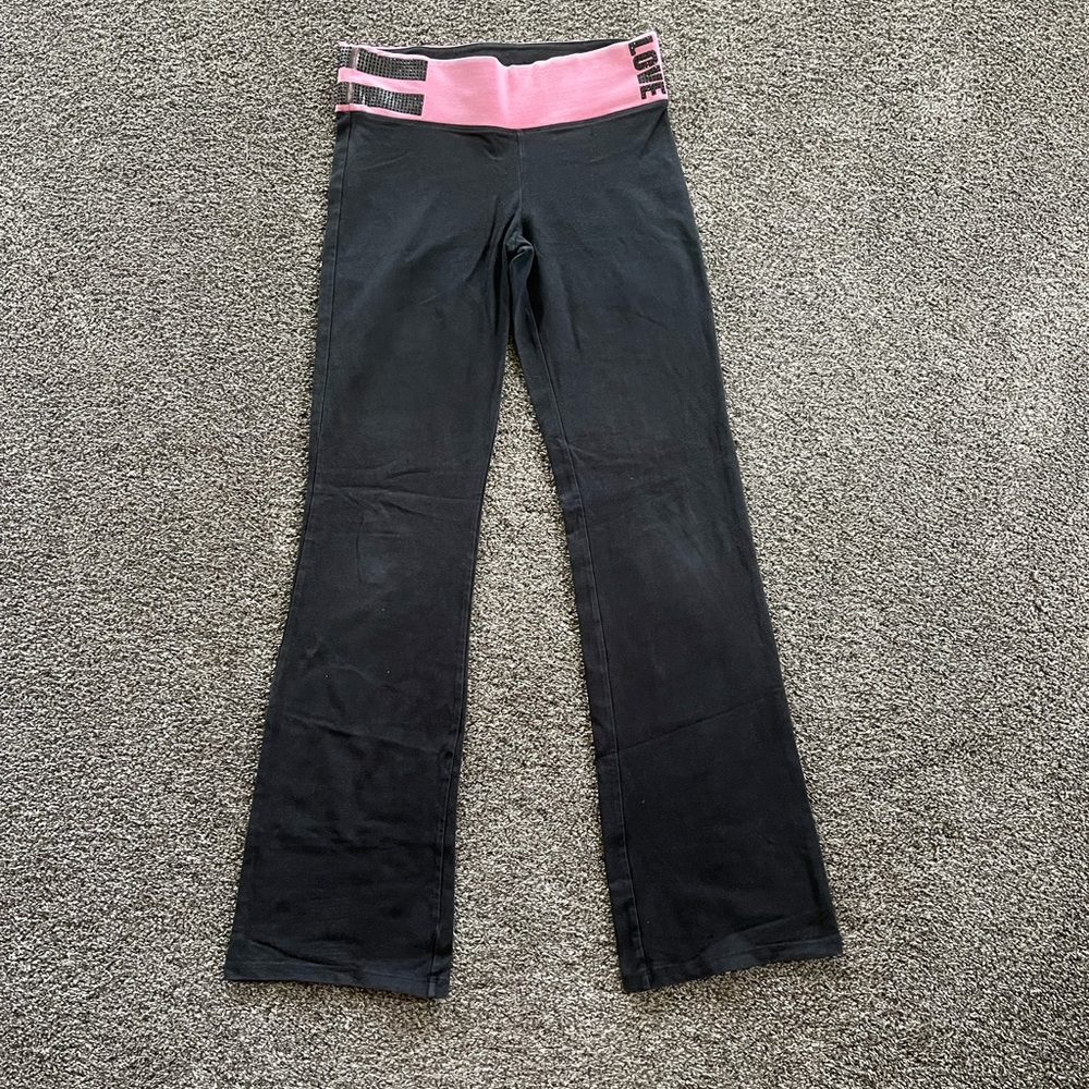 PINK yoga pants